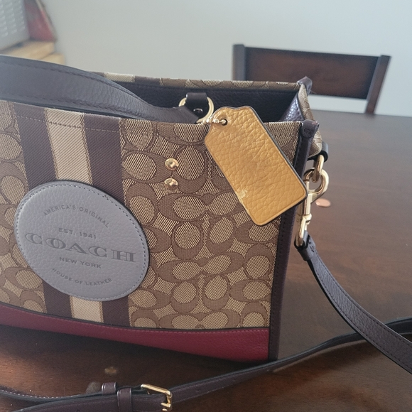 Coach Dempsey tote with wallet - Picture 7 of 16